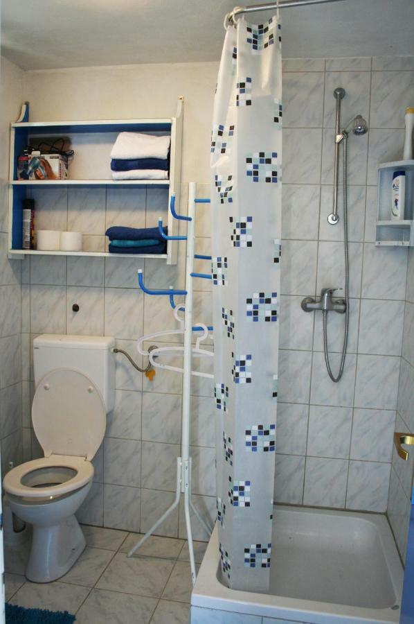Apartment Azriel Vir Eksteriør billede